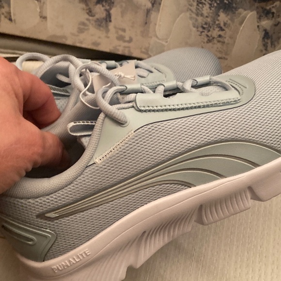 NWB Puma  Focus  Lite Women's Blue Sneakers Size 9 - Picture 5 of 15